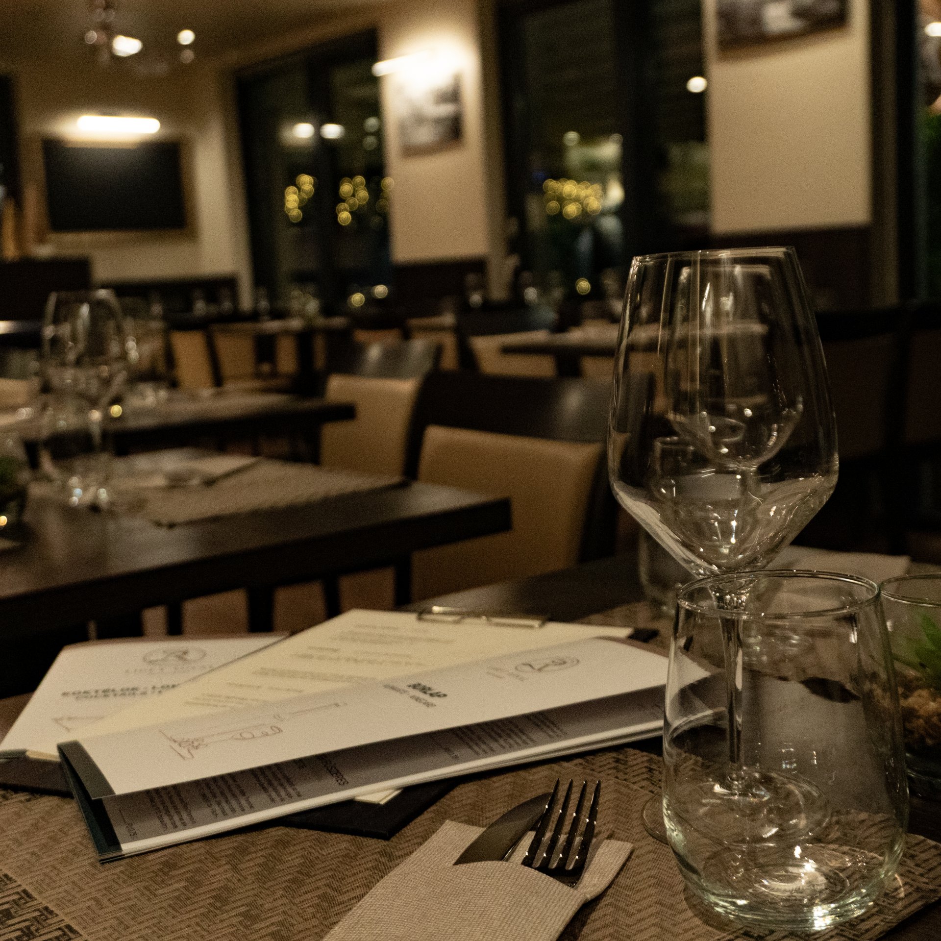 Company dinner location in Hévíz, where only successful businesses are born Company dinner venue in Hévíz: the Liget Royal Restaurant awaits in the heart of the city