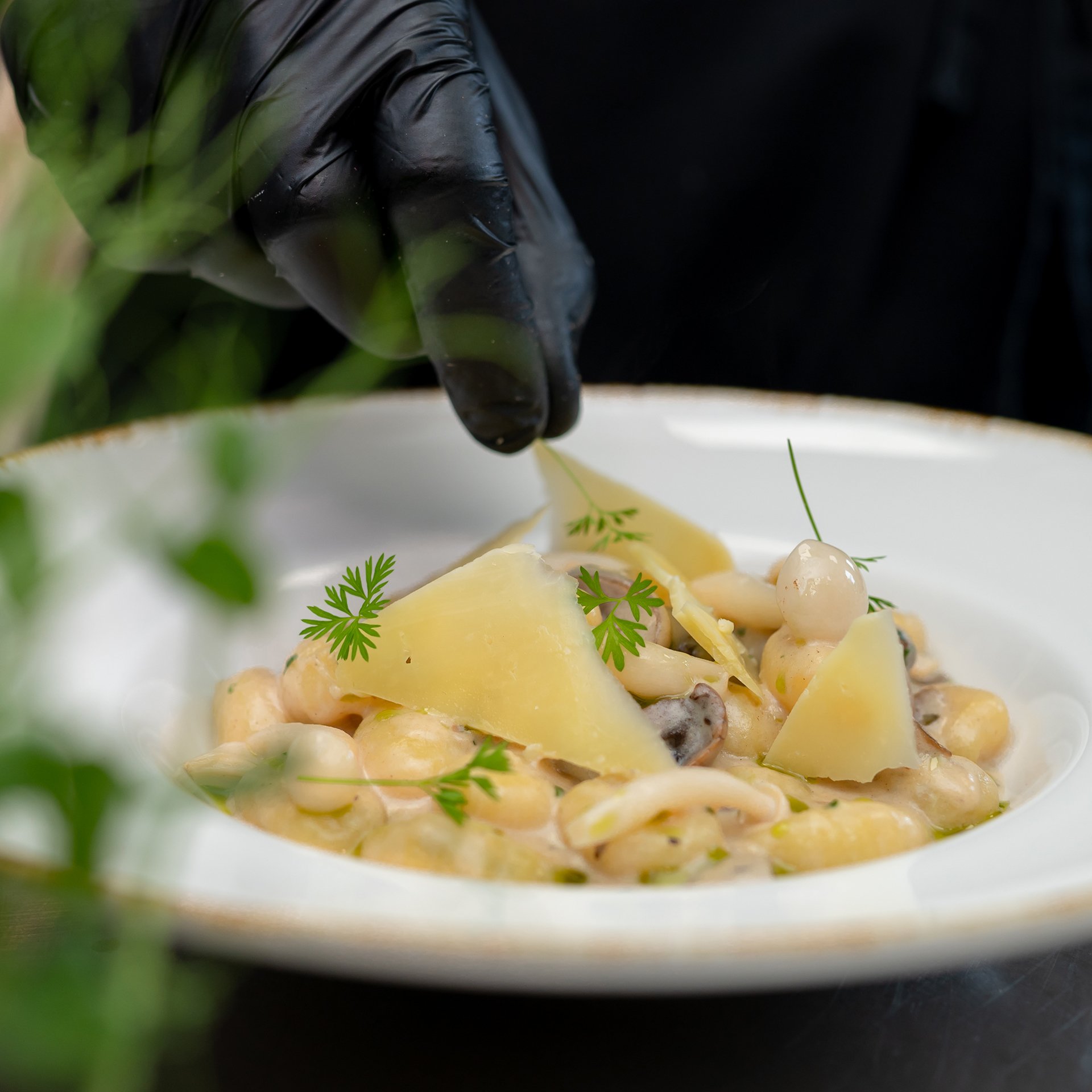 Tésztaételek – Gnocchi szarvasgombával és Garnélás spagetti - Bemutatkoznak a Liget Royal Étterem új étlapjának sztárjai – IV. r Tésztaételek – Gnocchi szarvasgombával és Garnélás spagetti - Bemutatkoznak a Liget Royal Étterem új étlapjának sztárjai – IV. r
