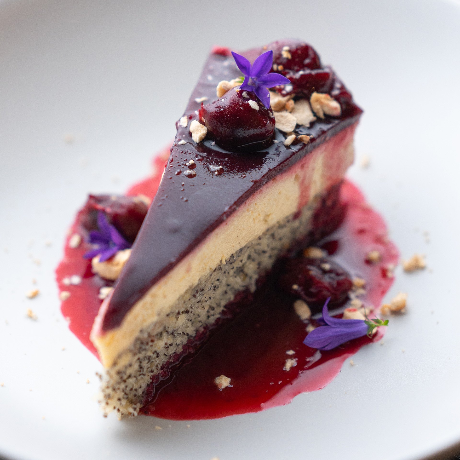 The “stars” of the permanent menu of the Liget Royal Restaurant in Hévíz – desserts: Poppy cake with sour cherries - part 12 The “stars” of the permanent menu of the Liget Royal Restaurant in Hévíz – desserts: Poppy cake with sour cherries - part 12
